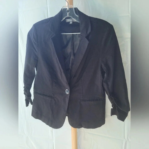 89th & Madison Black Jacket Blazer Ruched Sleeves Size Medium - Picture 3 of 5